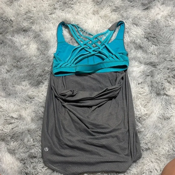 Lululemon tank top with connected bra - Picture 4 of 5